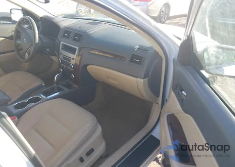 2012 Ford Fusion Sel z USA, uszkodzony, nr VIN 3FAHP0JA7CR104856